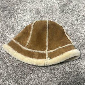 Ugg Sheepskin Spillseam Bucket Hat
